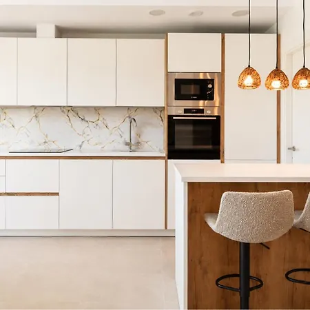 아파트 Premium Extended-stay 2-bed In