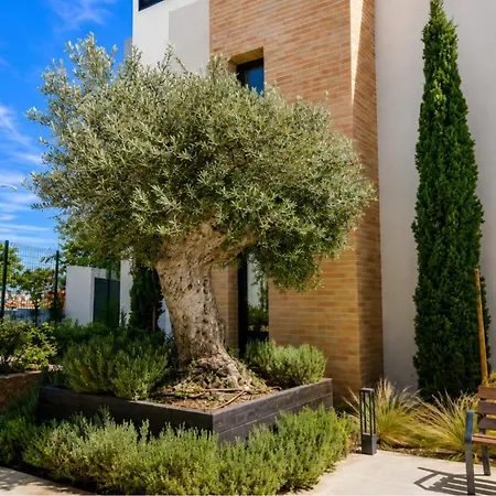 Premium Extended-stay 2-bed In